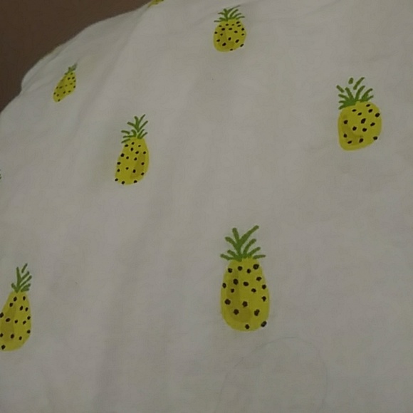 Pineapple button down - Picture 2 of 2